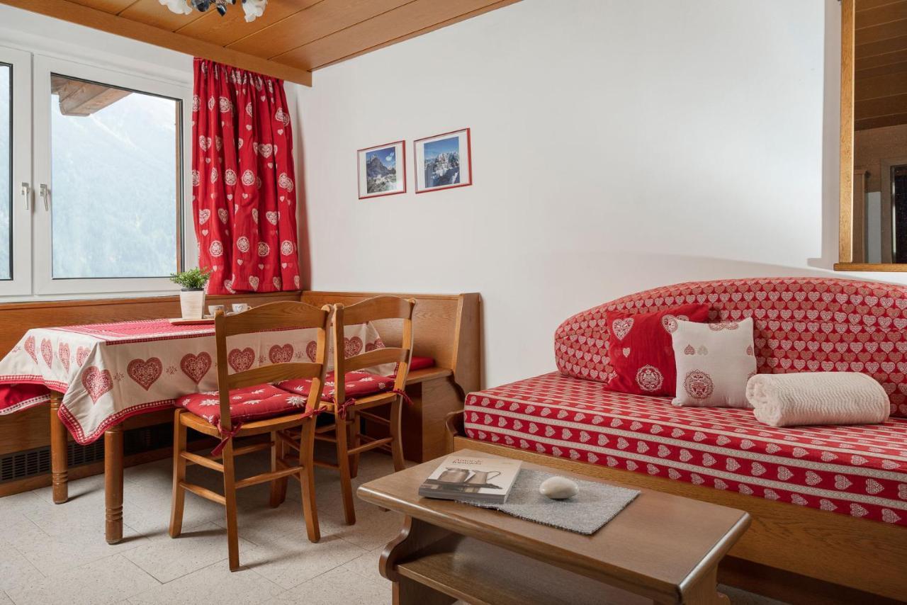 A. Paolo Apartments Vigo di Fassa Dış mekan fotoğraf