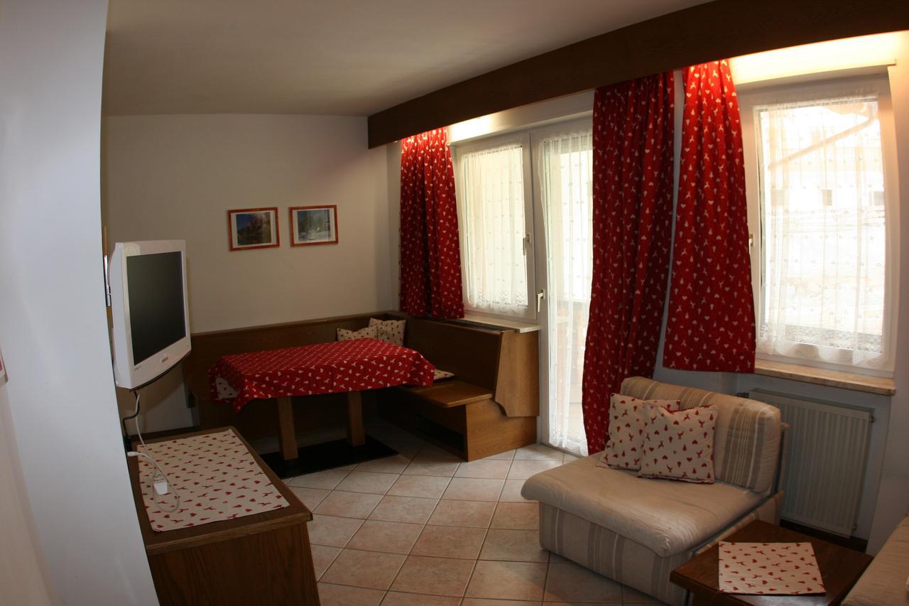 A. Paolo Apartments Vigo di Fassa Dış mekan fotoğraf